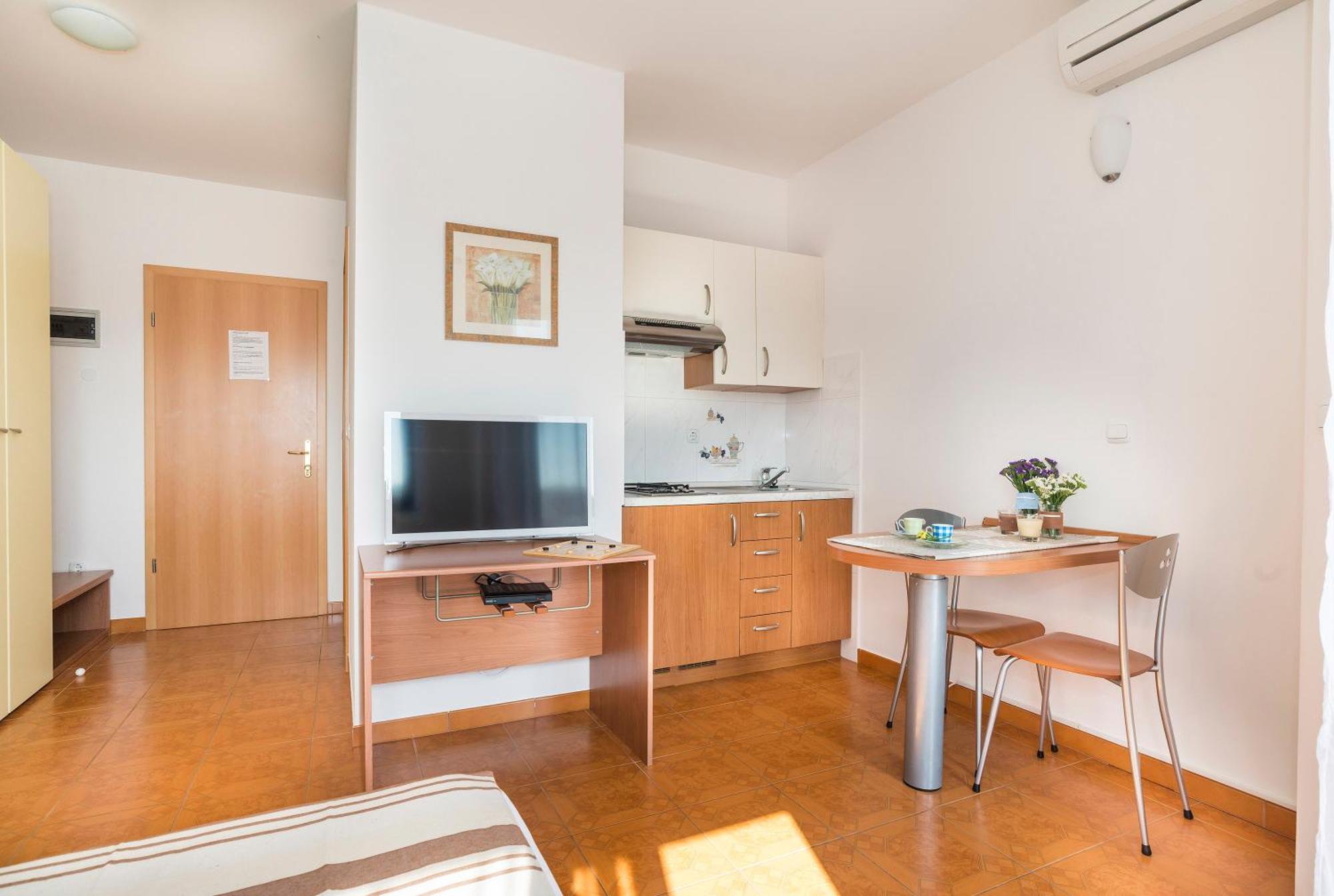 Apartments Vienna Zambratija  Δωμάτιο φωτογραφία